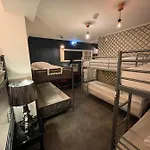 Thuis Bij Schell 3* 로테르담