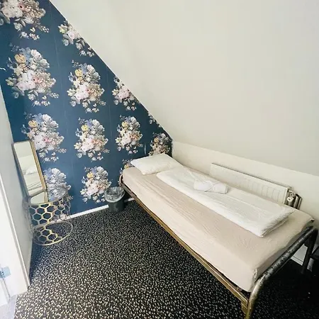 Otel Thuis Bij Schell