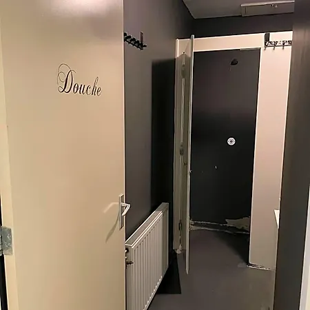 호텔 Thuis Bij Schell 3*